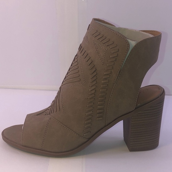 Shoes woman size 11 universal condition new - Picture 3 of 6